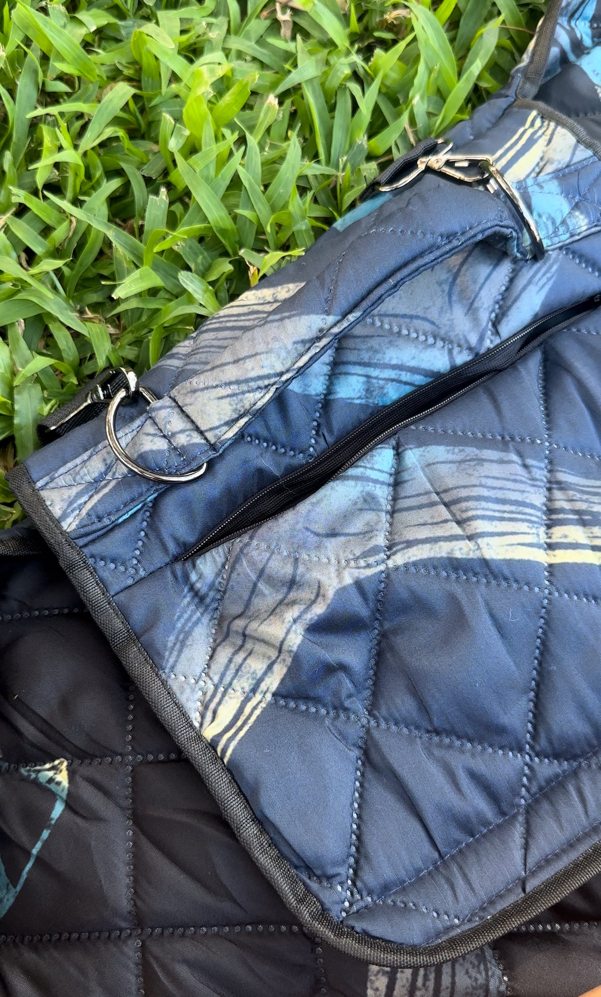 AHI FIN REVERSIBLE PICNIC/ BEACH BLANKET