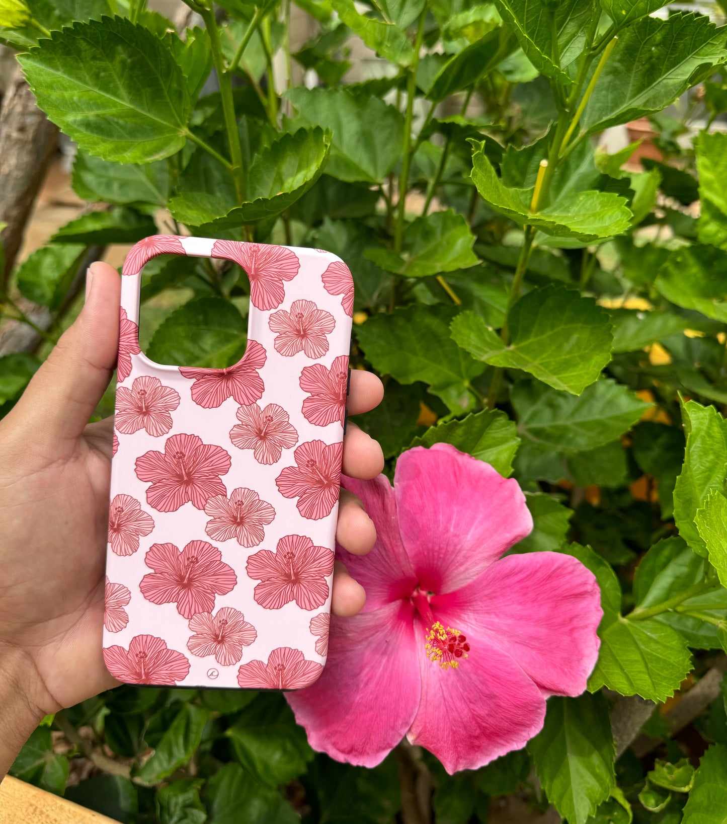 HIBISCUS IPHONE CASE