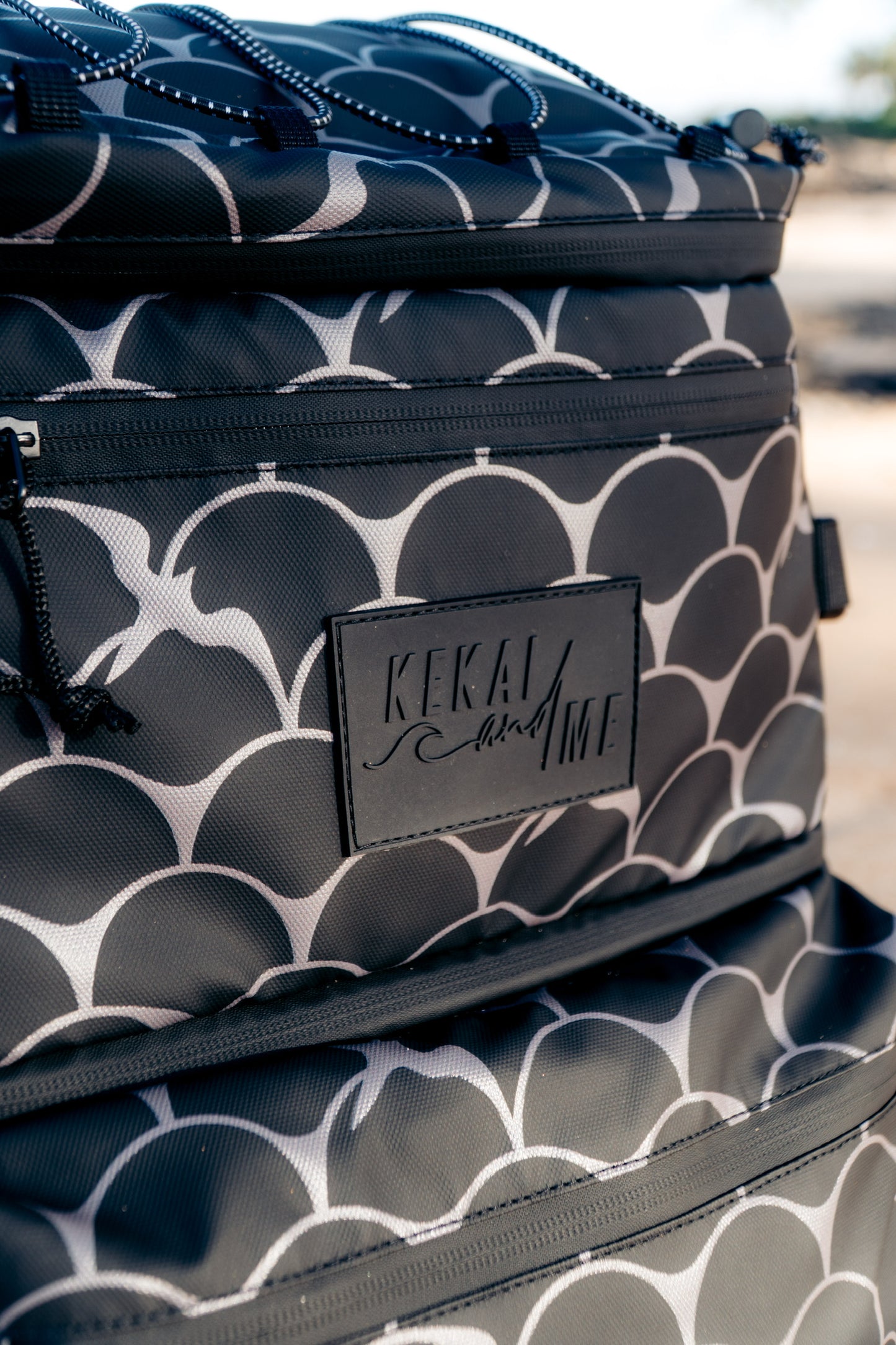 ‘IWA SCALES COOLER BACKPACK