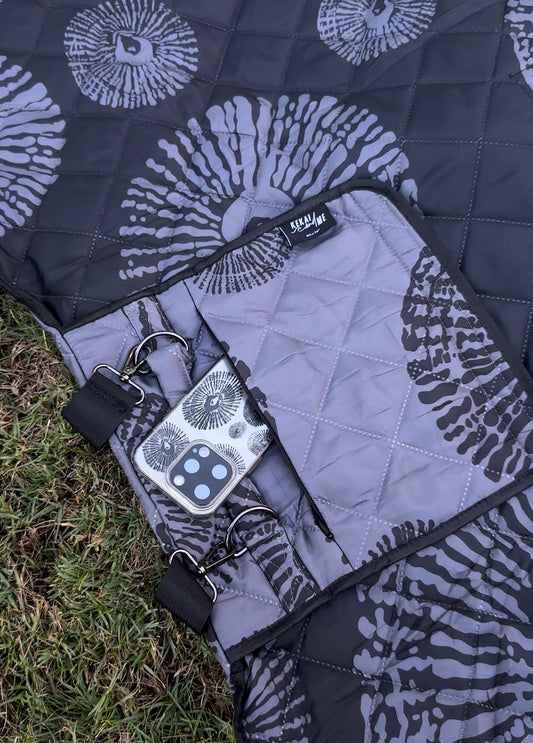 ‘OPIHI REVERSIBLE PICNIC/ BEACH BLANKET