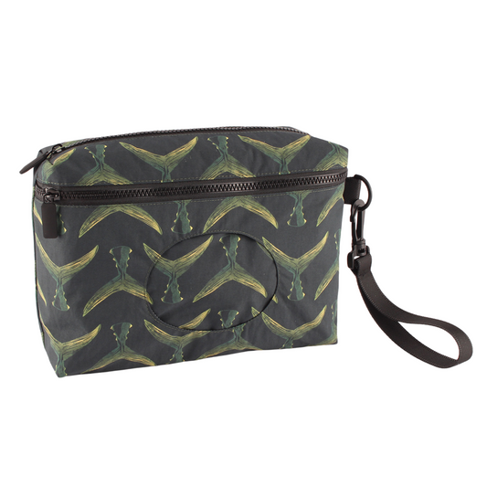 AHI FIN DIAPER CLUTCH