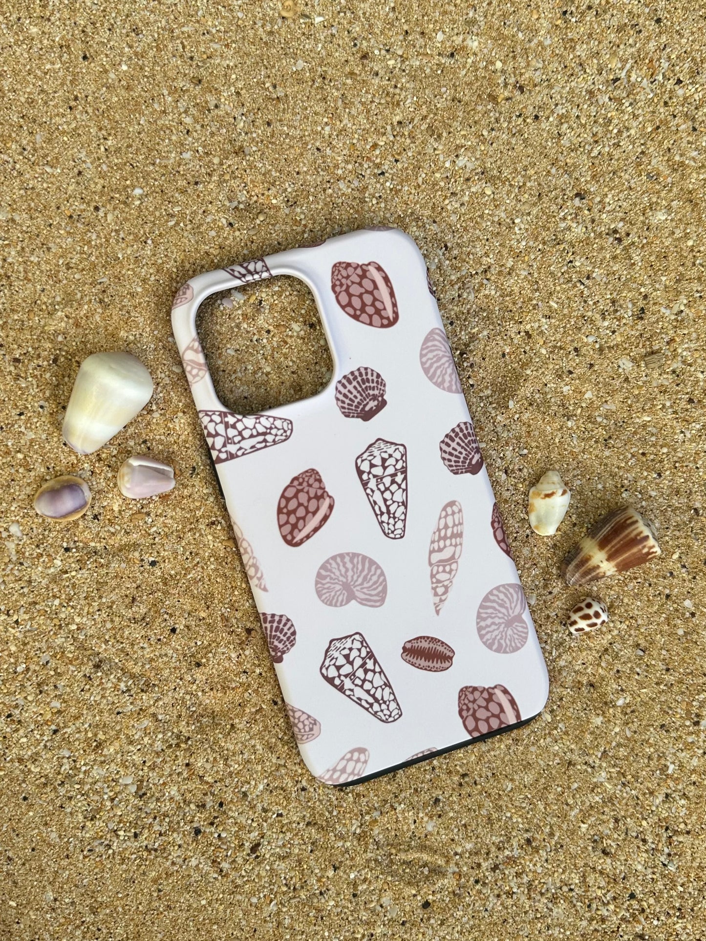 SEASHELLS IPHONE CASE