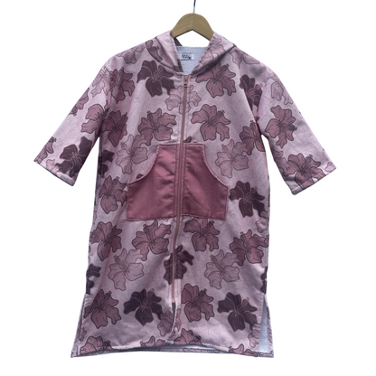 MAUVE HIBISCUS HOODED PONCHO TOWEL