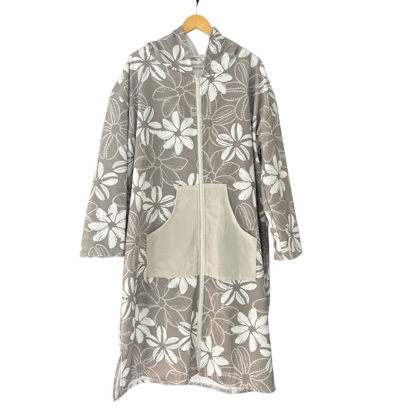 TIARE COWRIE HOODED PONCHO TOWEL