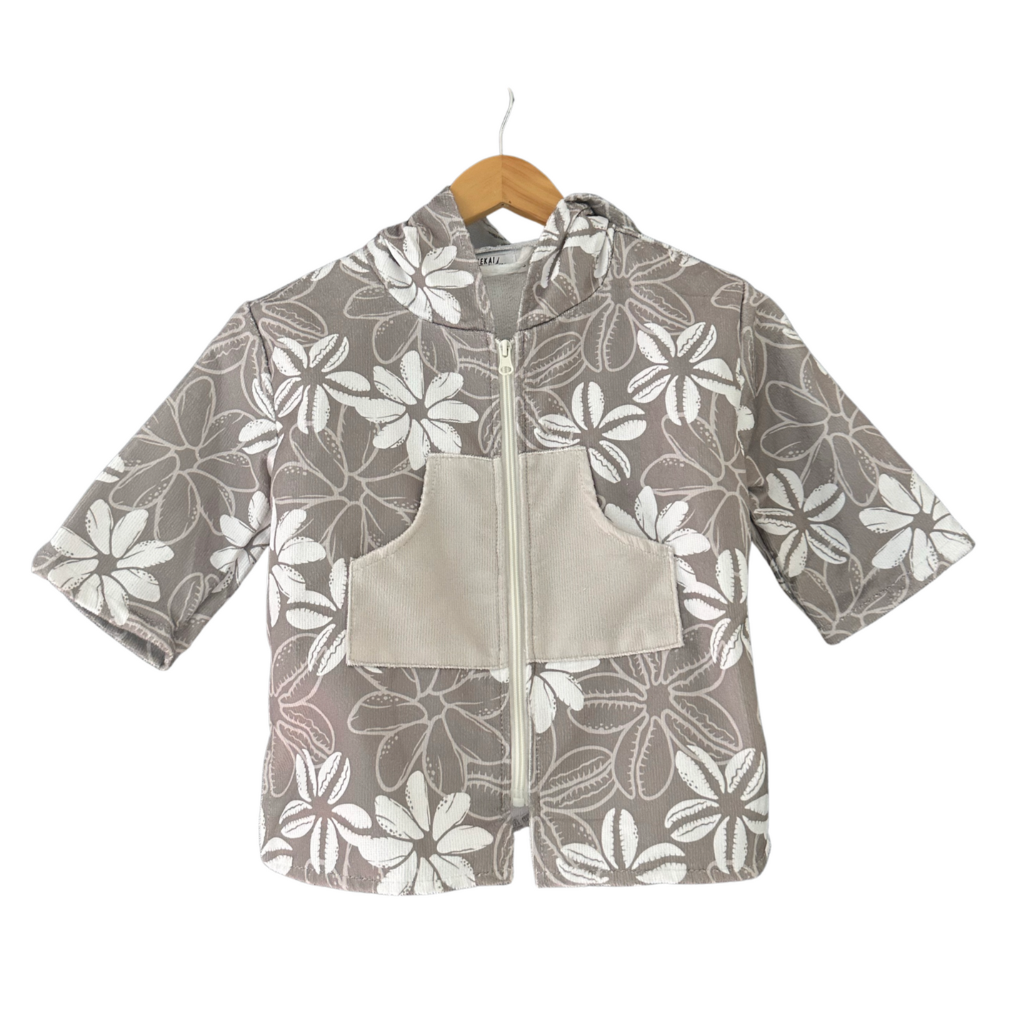 TIARE COWRIE HOODED PONCHO TOWEL