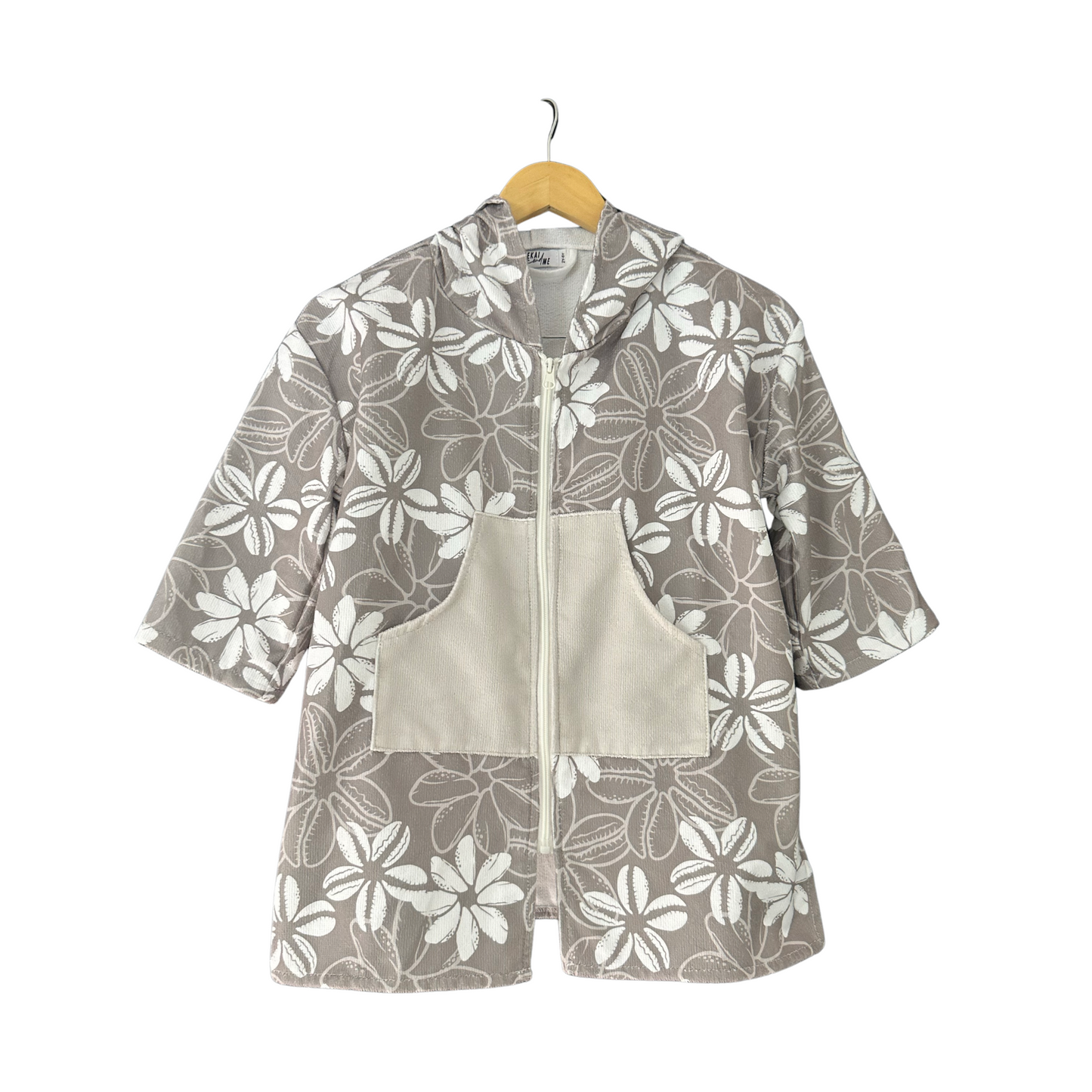 TIARE COWRIE HOODED PONCHO TOWEL