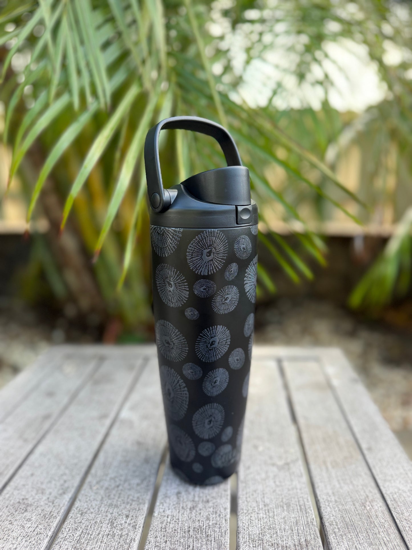 ‘OPIHI HOLO HOLO BOTTLE