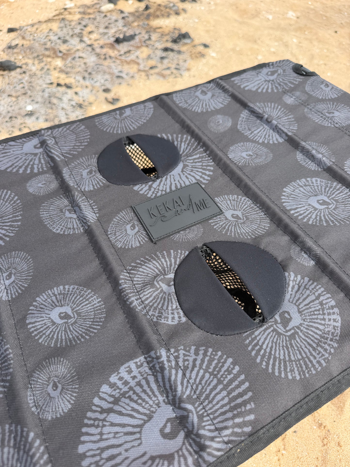 ‘OPIHI TRAVEL TABLE