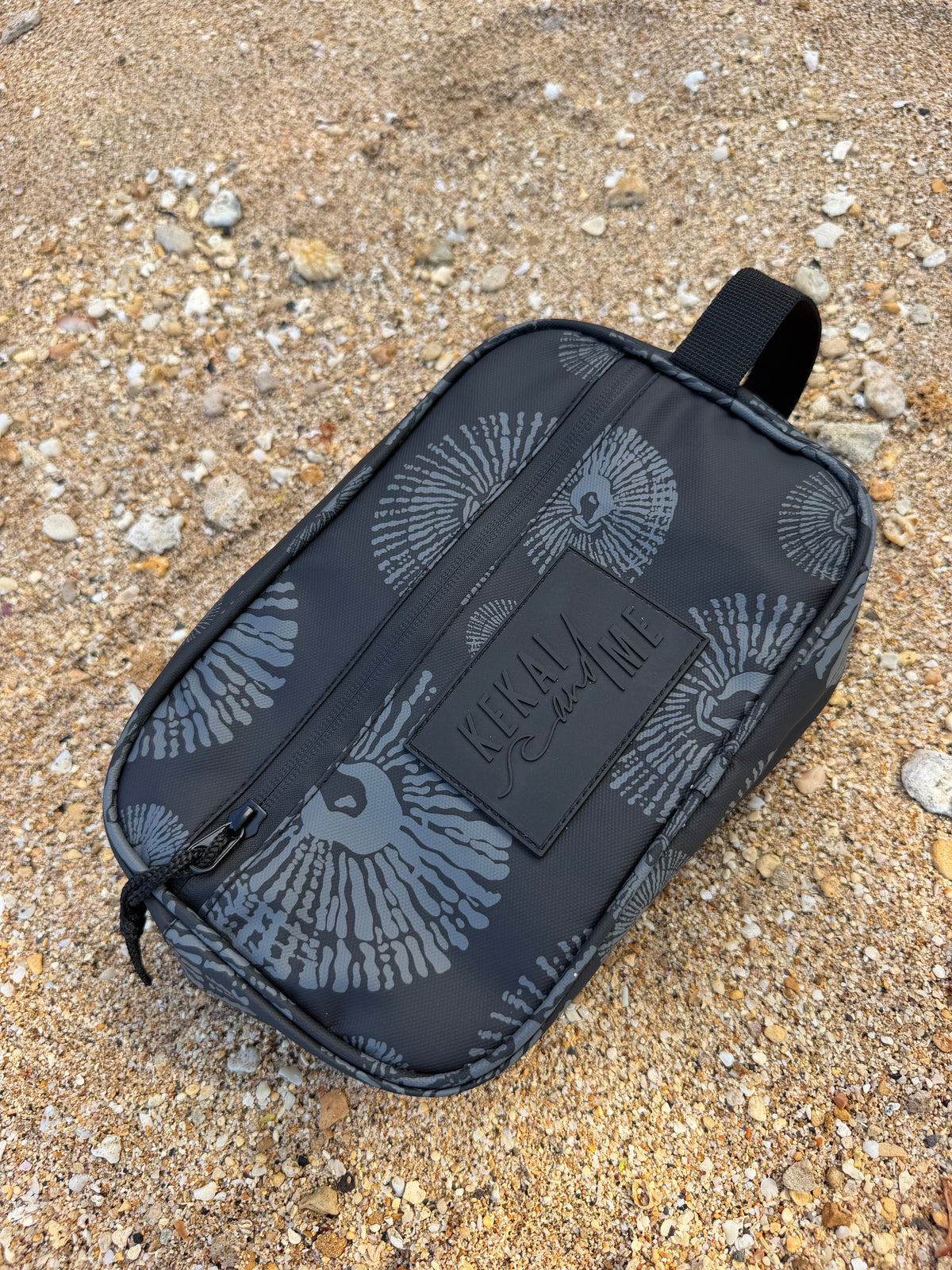 ‘OPIHI SAND FREE POUCH